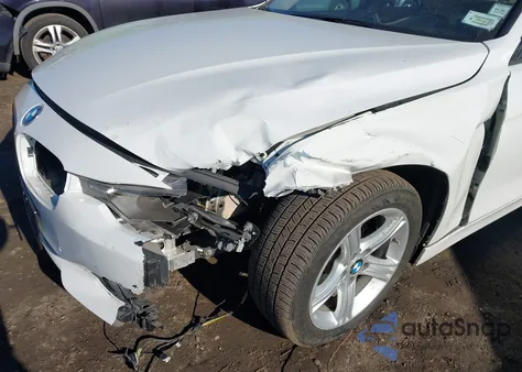 2015 BMW 328I из США, поврежденный, VIN WBA3A5G51FNS87124